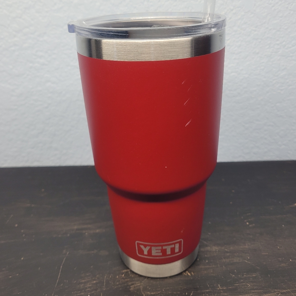 YETI Red Tumbler 30 OZ With Straw